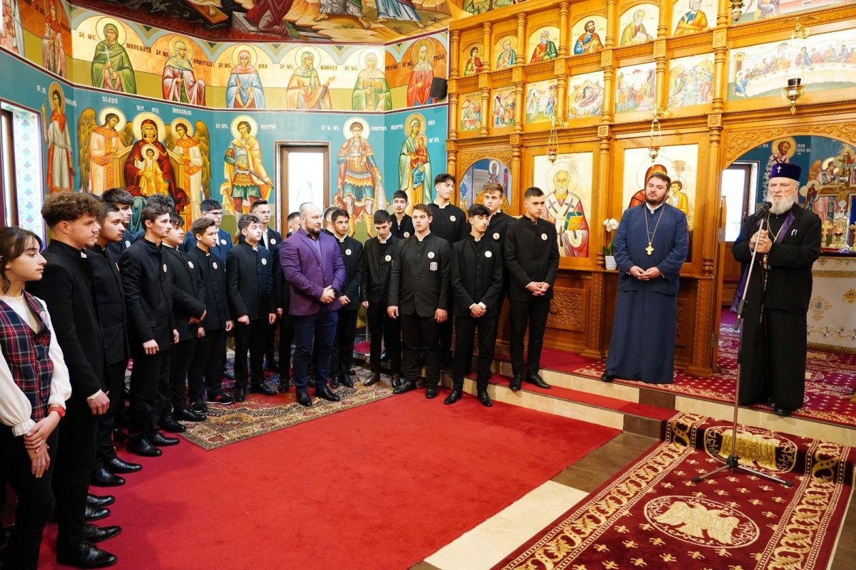 Premii pentru membrii Corului „Excelsior” din Târgoviște 255100