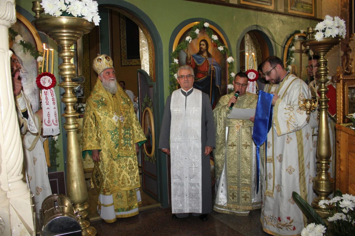 Sărbătoare a unei comunități parohiale din Târgu Jiu 255111