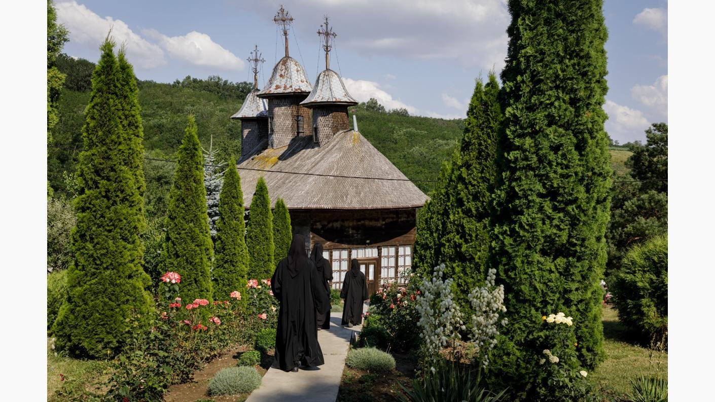 Achiziție publică servicii de informare și publicitate obligatorie pentru obiectivul Consolidare-Restaurare a Bisericii  de lemn „Sf. Nicolae” și a turnului clopotniță al Mănăstirii Pârvești 255303