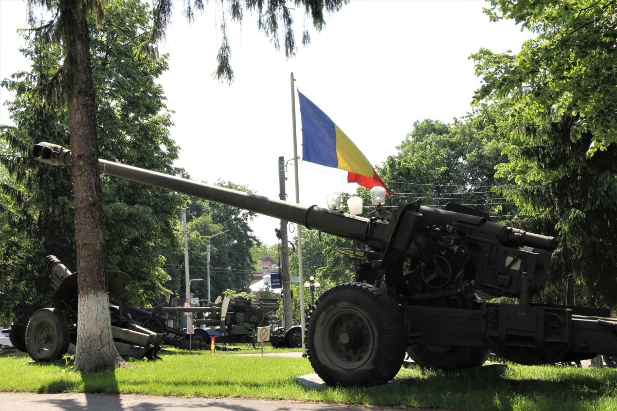 Pe urmele eroilor români la Muzeul Militar din Iaşi 255264