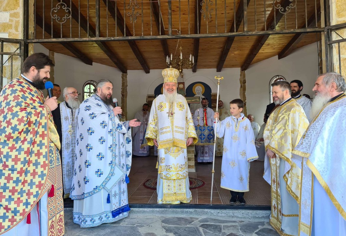 Cinstire adusă eroilor şi hram la Mănăstirea „Înălțarea Domnului” de la Muntele Rece 255690