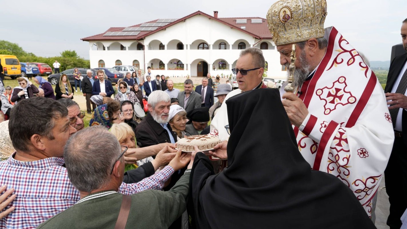 Sărbătoare la Schitul „Înălţarea Domnului” din Veştem, judeţul Sibiu 255702