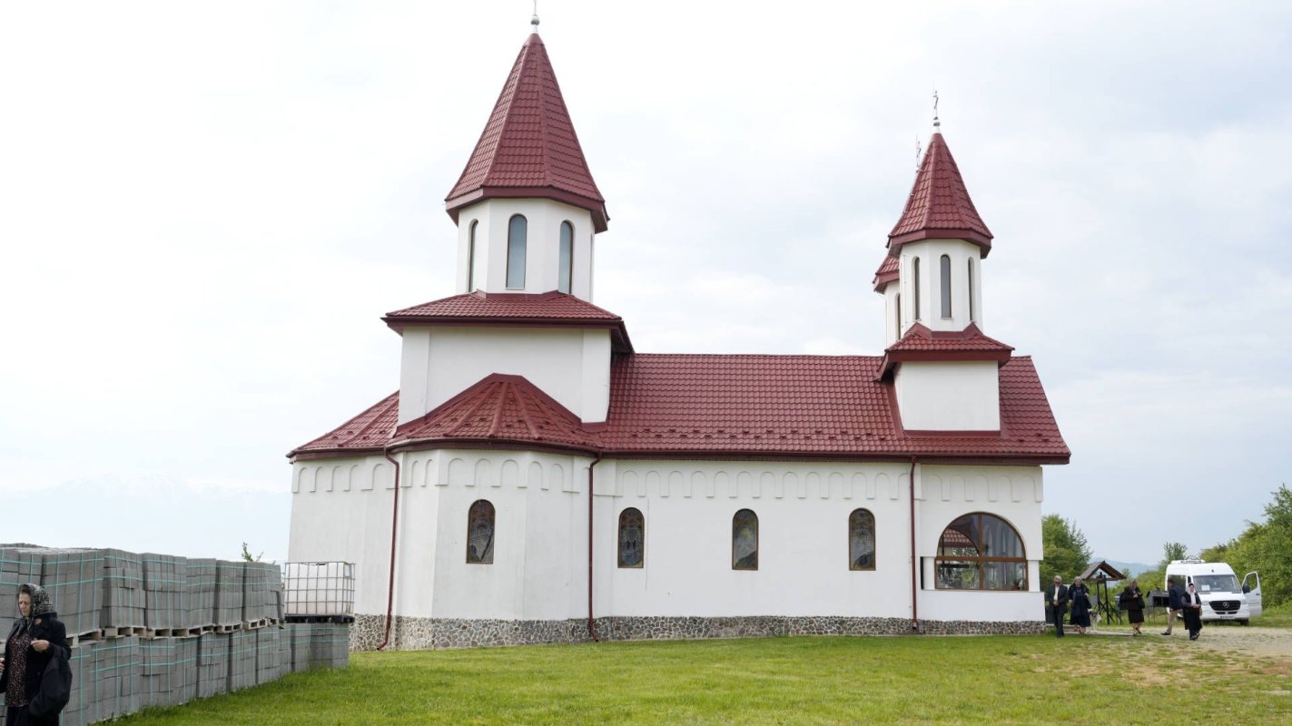 Sărbătoare la Schitul „Înălţarea Domnului” din Veştem, judeţul Sibiu 255705