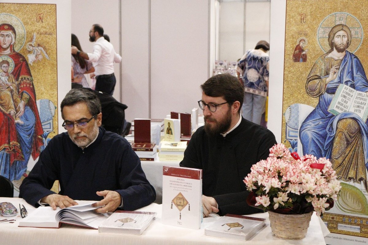 Editura „Cuvântul Vieții” a lansat două cărţi la Bookfest 255841