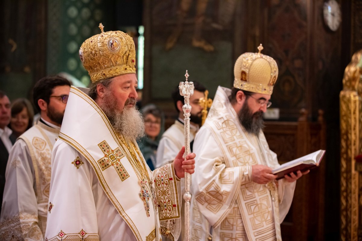 Rugăciune şi recunoştinţă pe Dealul Patriarhiei 256076