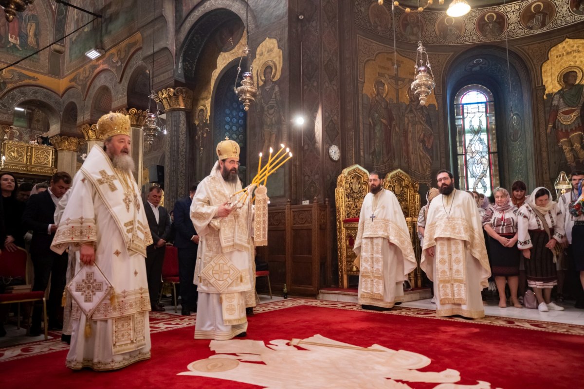 Rugăciune şi recunoştinţă pe Dealul Patriarhiei 256080