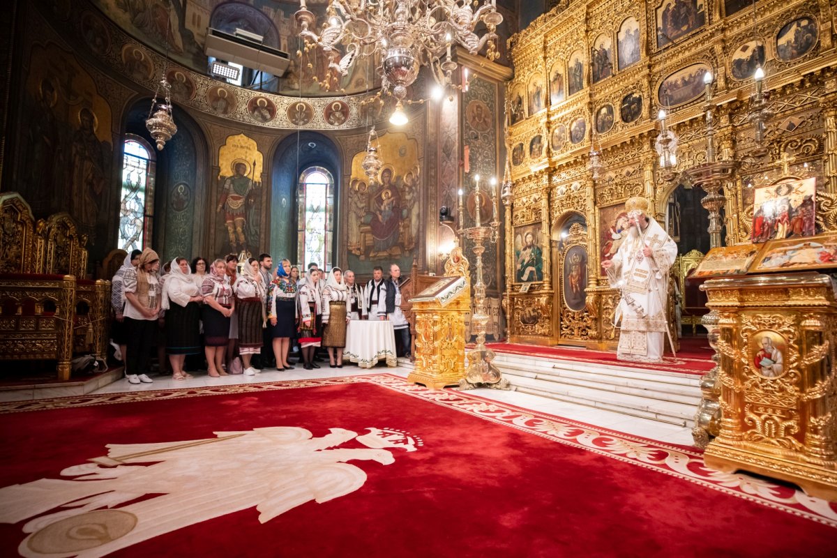 Rugăciune şi recunoştinţă pe Dealul Patriarhiei 256081