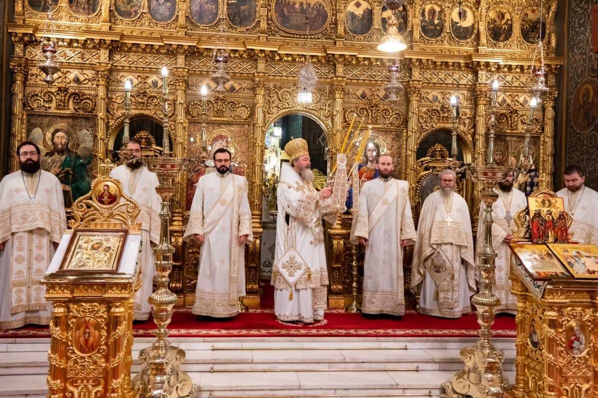 Rugăciune şi recunoştinţă pe Dealul Patriarhiei 256085