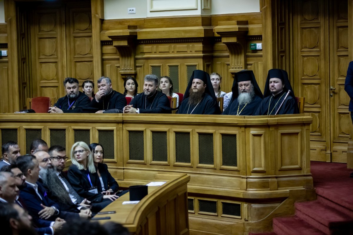 Rugăciune şi recunoştinţă pe Dealul Patriarhiei 256138