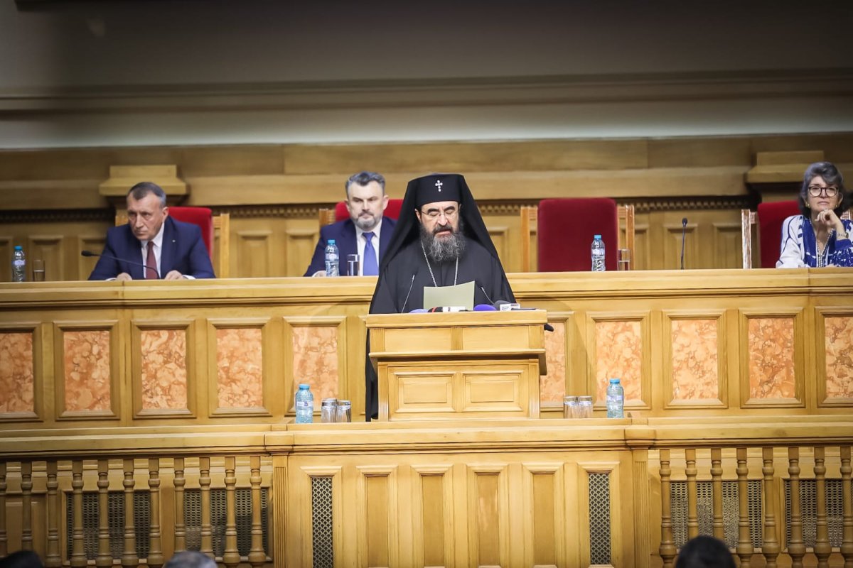 Ziua Românilor de Pretutindeni - Festivalul „AICI - ACOLO” 255837