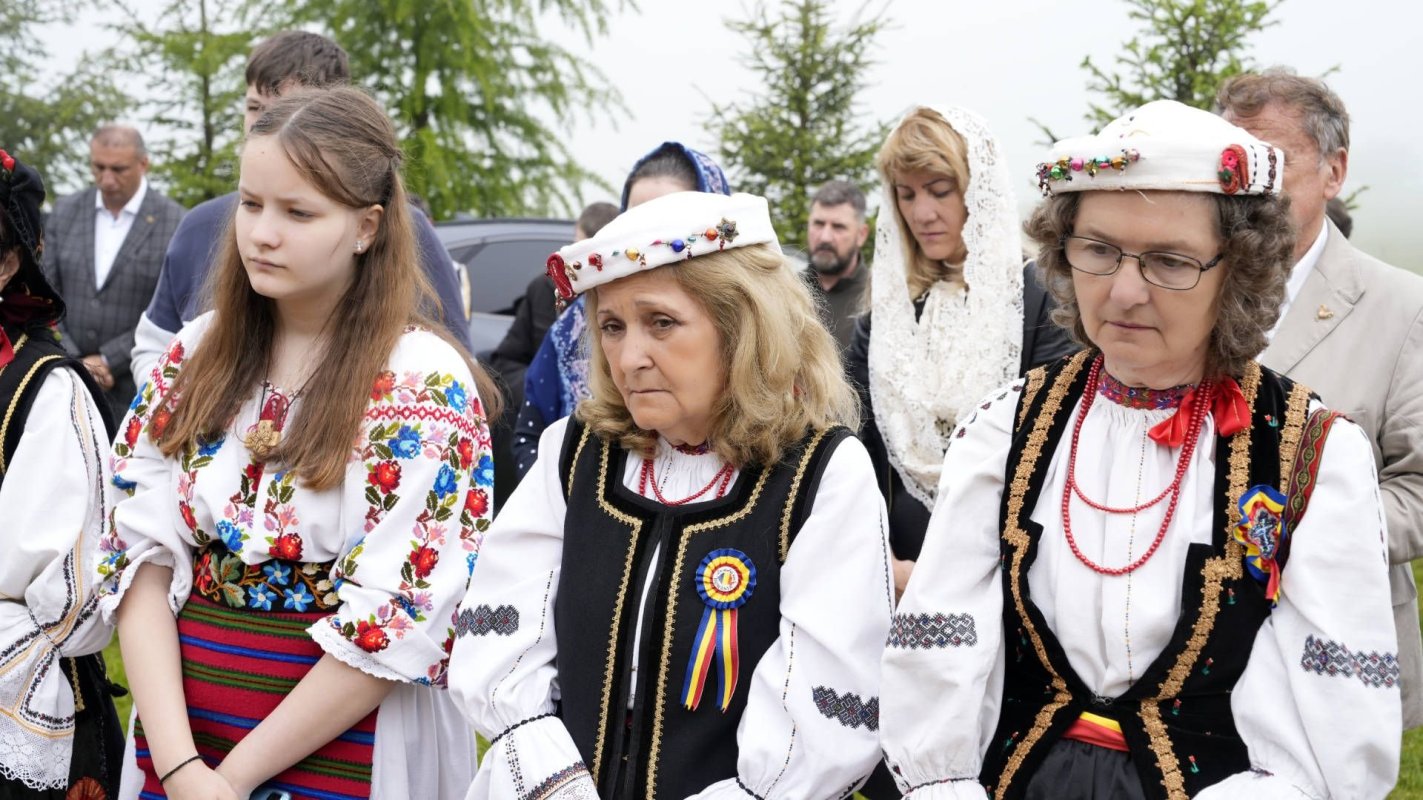 Liturghie arhierească la Schitul Augustin, județul Brașov 256236