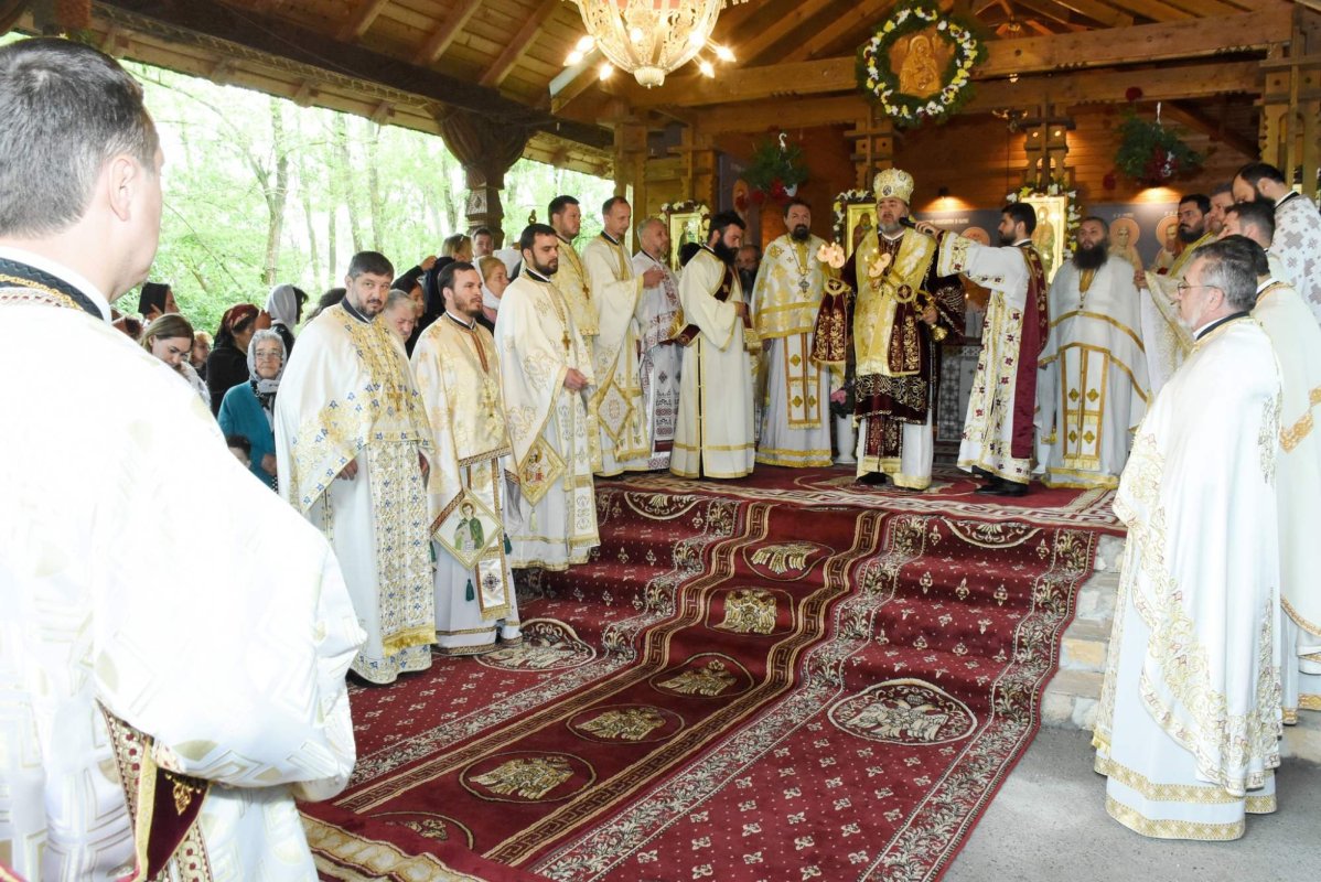 Zi de bucurie la o mănăstire din județul Giurgiu 256259