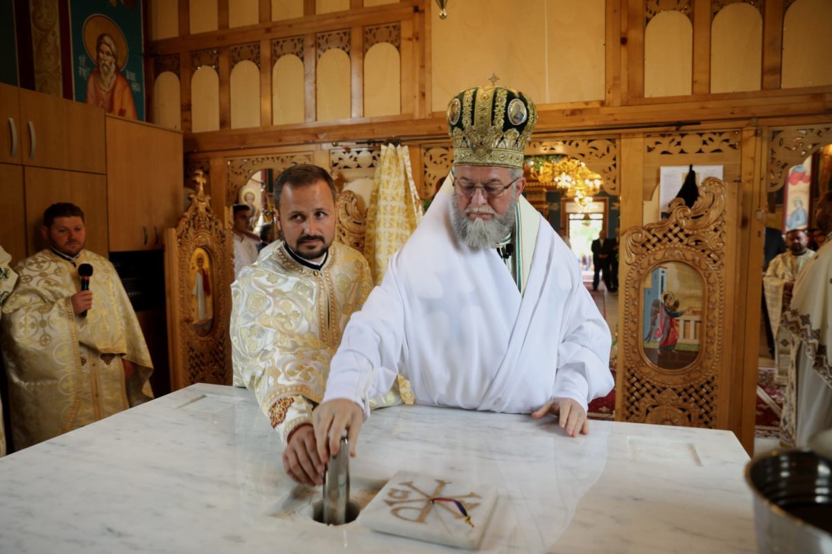 Binecuvântare în parohia maramureşeană Curtuiușu Mare 256415