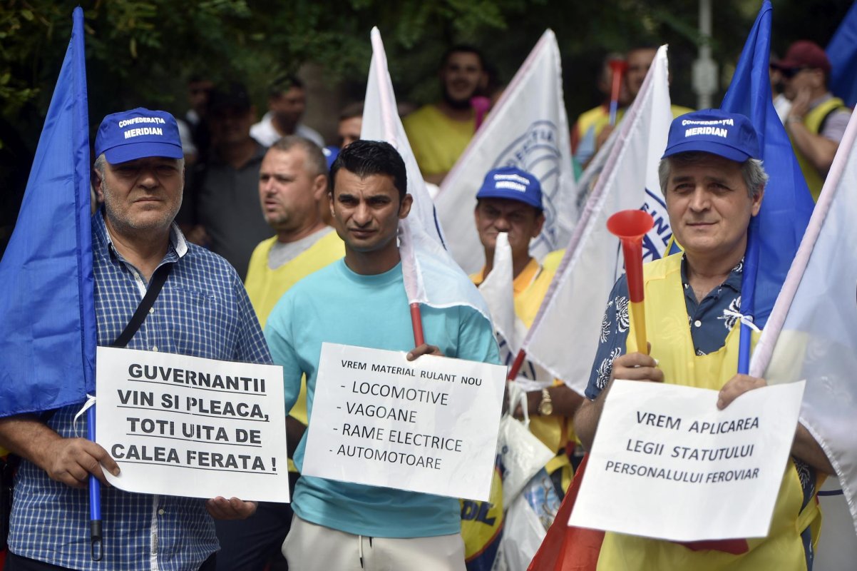Ceferiștii amenință cu oprirea trenurilor 256594