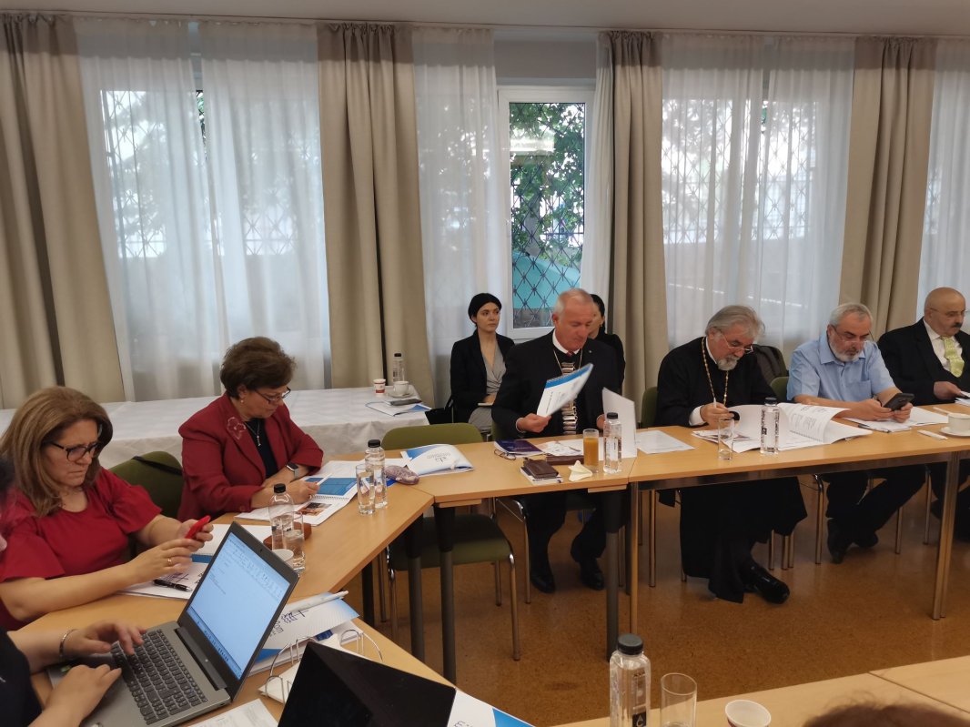 Adunare Generală AIDRom a reiterat importanța bunei colaborări dintre Bisericile membre  256770