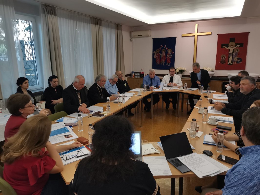 Adunare Generală AIDRom a reiterat importanța bunei colaborări dintre Bisericile membre  256771