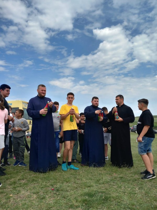 Concurs de pescuit organizat de trei parohii din Protopopiatul Urziceni 256829