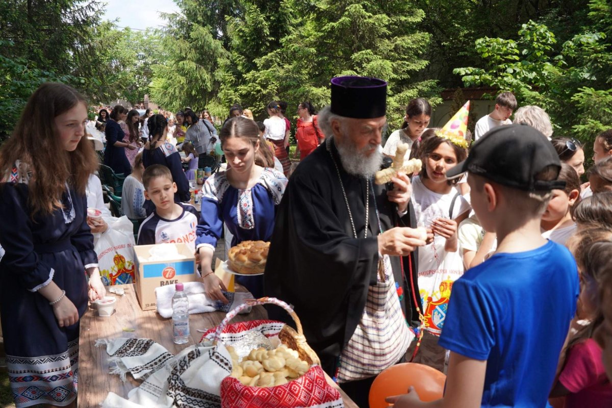 Manifestări cultural‑artistice de Ziua Internațională a Copilului la Galaţi  256813
