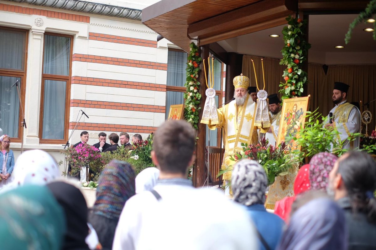 Mănăstirea Radu Vodă din București și-a sărbătorit hramul istoric 256996