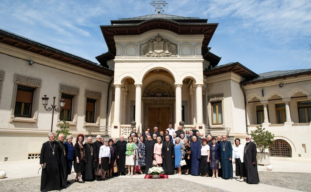 Patriarhul României s-a întâlnit cu foștii colegi teologi de la Sibiu 257599