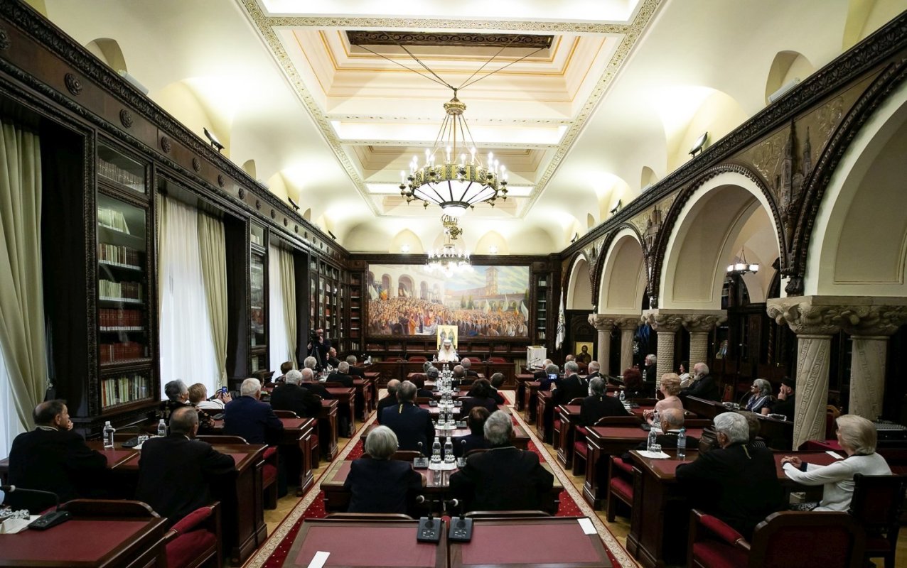 Patriarhul României s-a întâlnit cu foștii colegi teologi de la Sibiu 257612