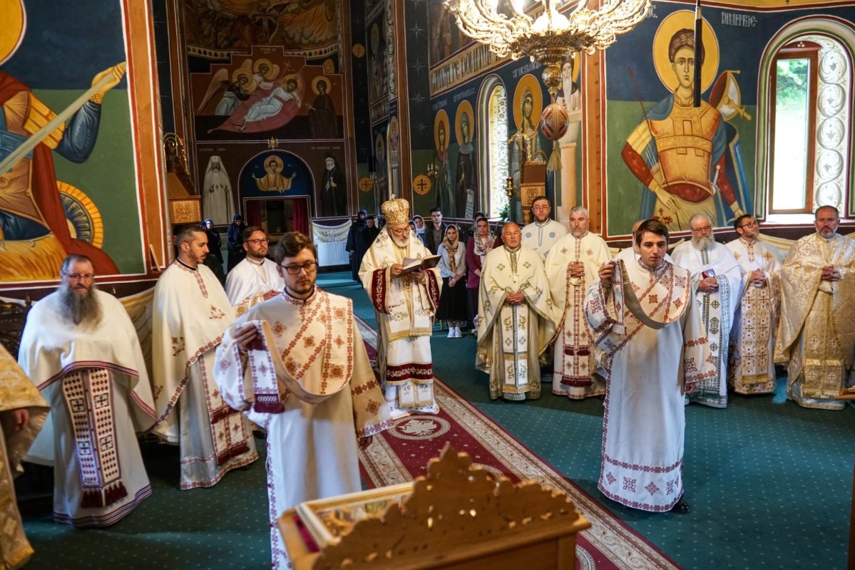 Sinaxă monahală în Eparhia Argeșului și Muscelului  257575