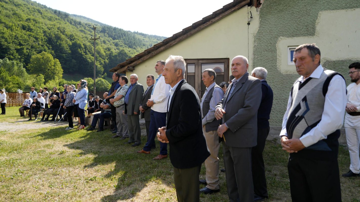 Binecuvântare pentru credincioșii din Teliu‑Vale, județul Brașov 258259