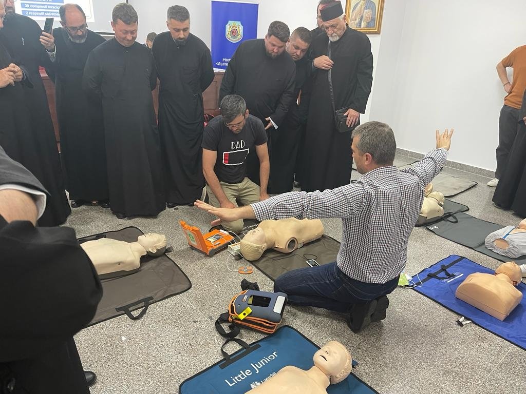 Cerc pastoral și curs de prim ajutor în Protoieria Vălenii de Munte 258441