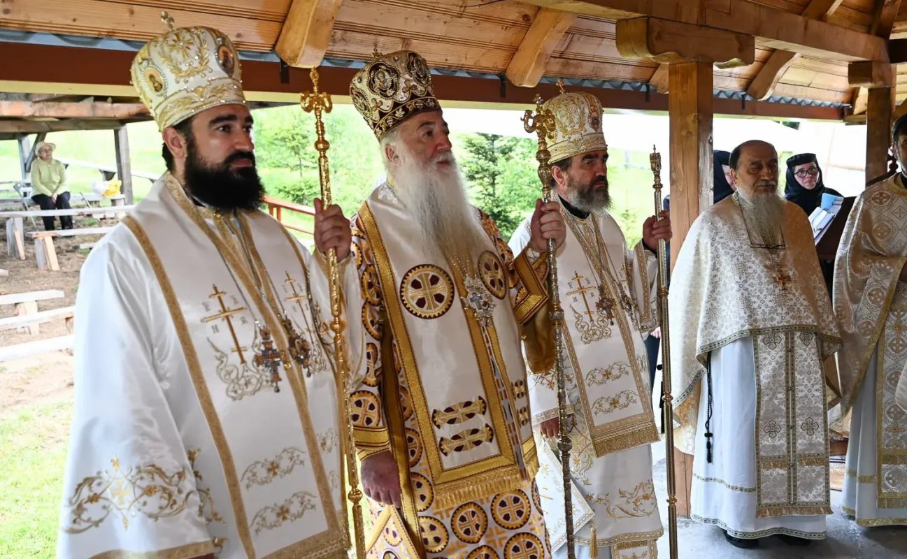 Sărbătoare la Mănăstirea Măgureni, Hunedoara 258373