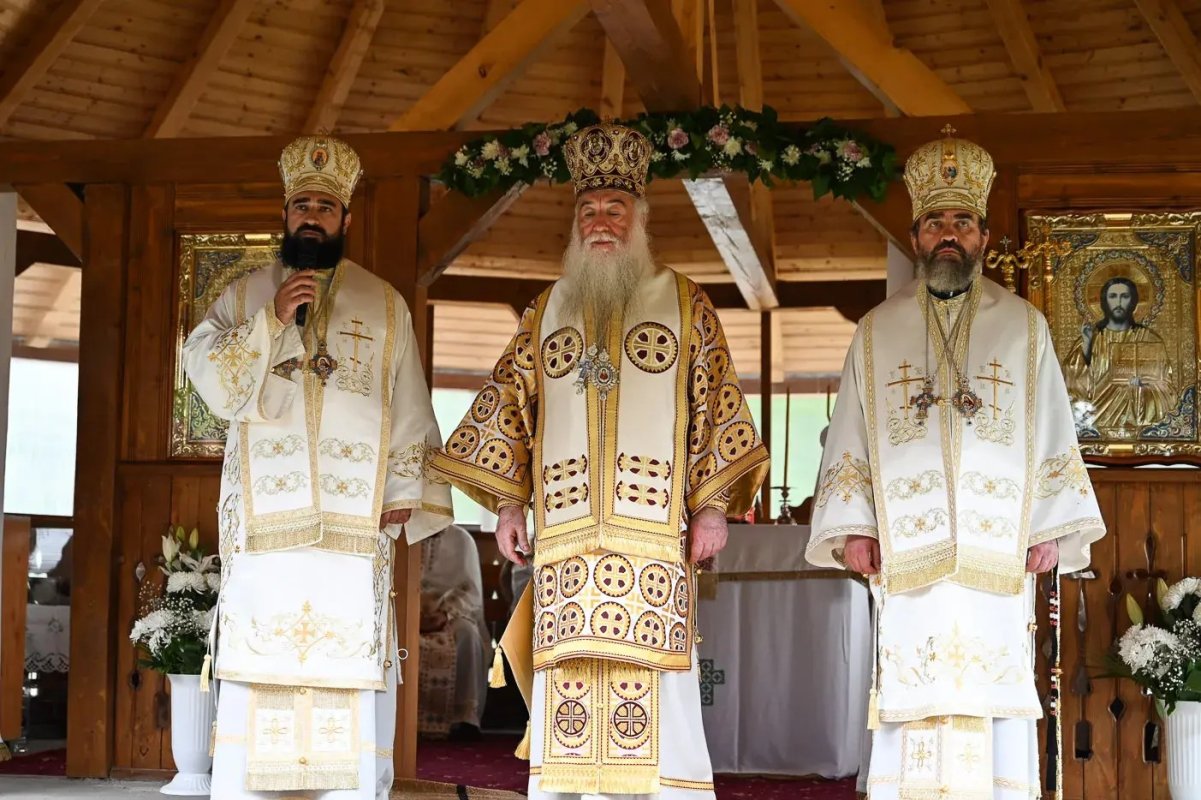 Sărbătoare la Mănăstirea Măgureni, Hunedoara 258375