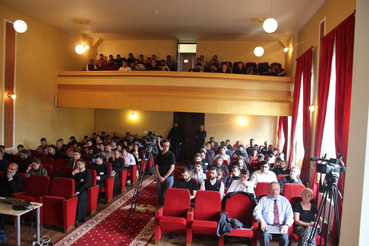 Simpozion dedicat celui mai mare teolog român la Craiova  258399