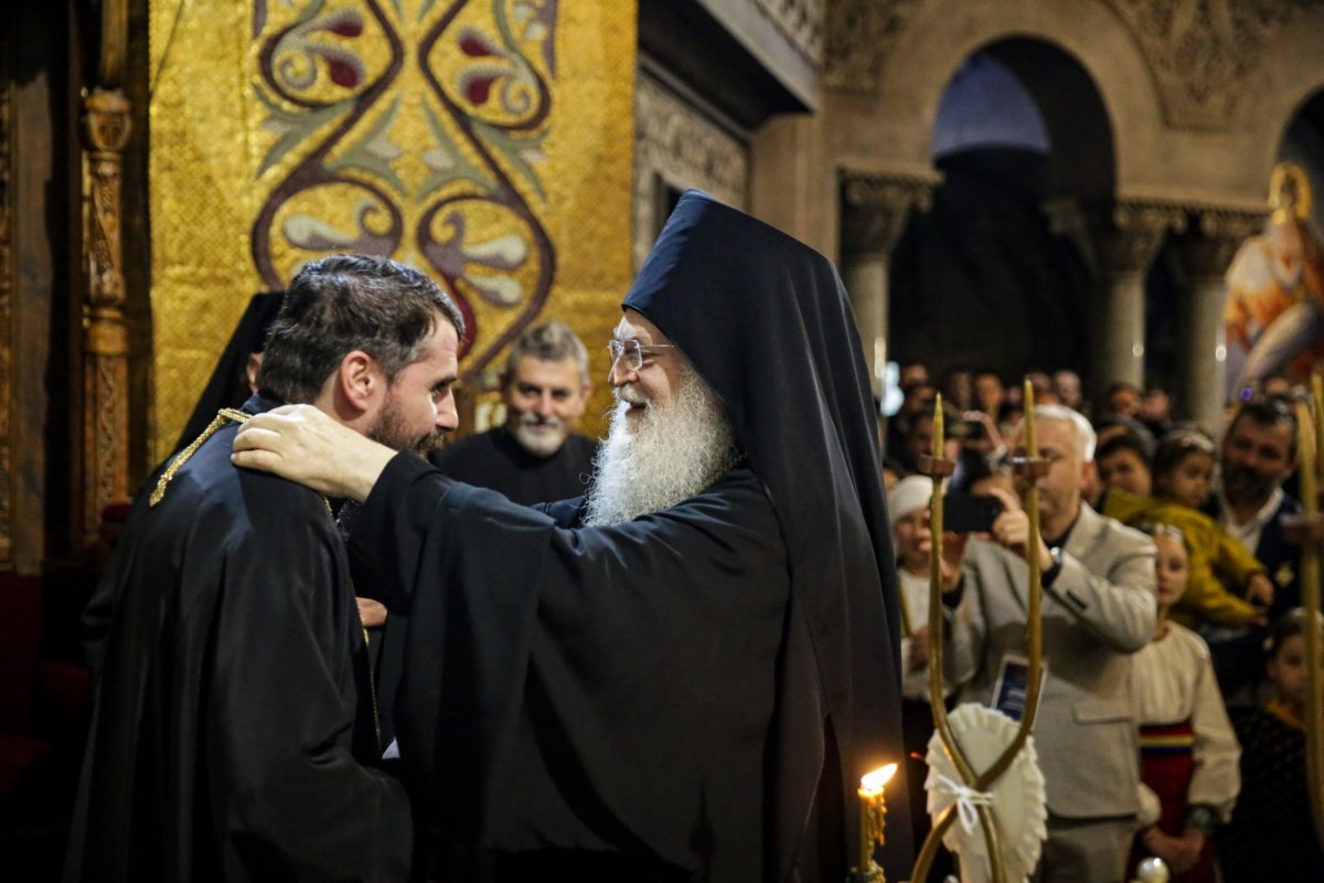 O copie după crucea Sfântului Constantin cel Mare adusă la Cluj-Napoca  258516