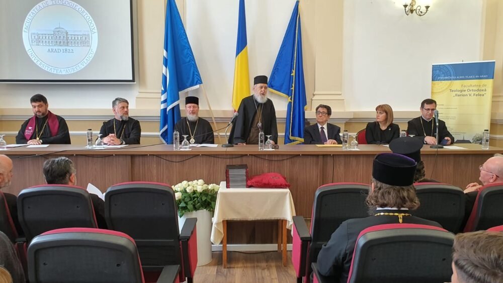 O nouă promoție de absolvenți ai Facultății de Teologie Ortodoxă din Arad 258659