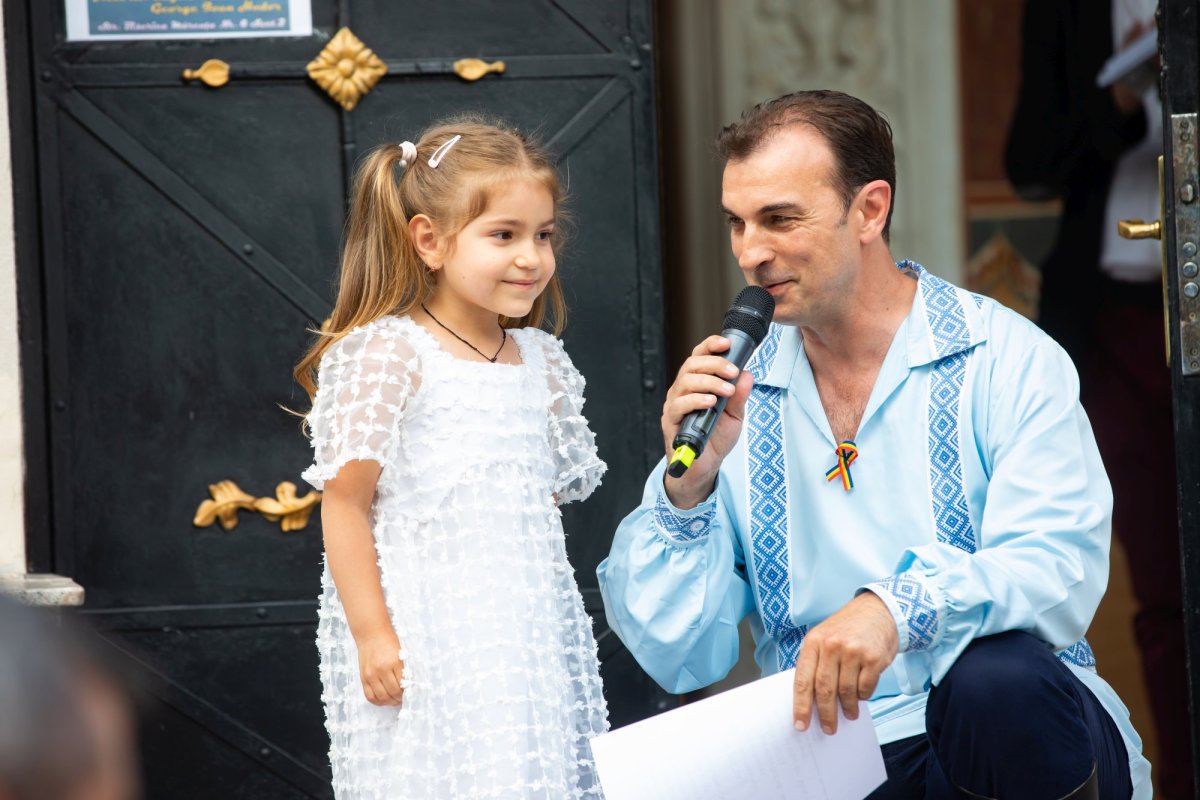 Omagiu poetului național la Parohia Mărcuța din Capitală 258628