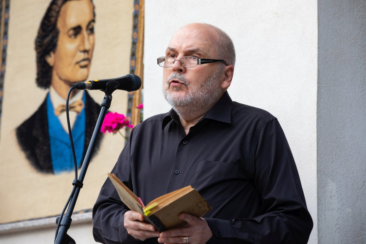 Omagiu poetului național la Parohia Mărcuța din Capitală 258641