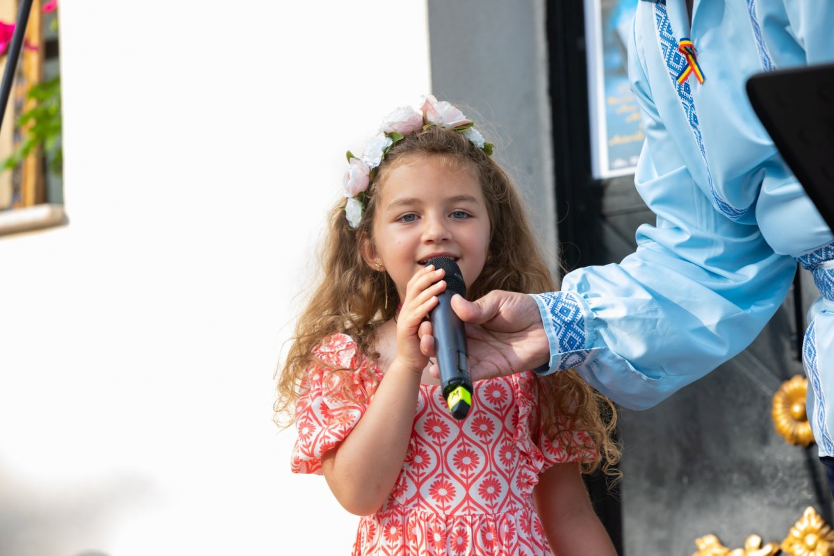 Omagiu poetului național la Parohia Mărcuța din Capitală 258643