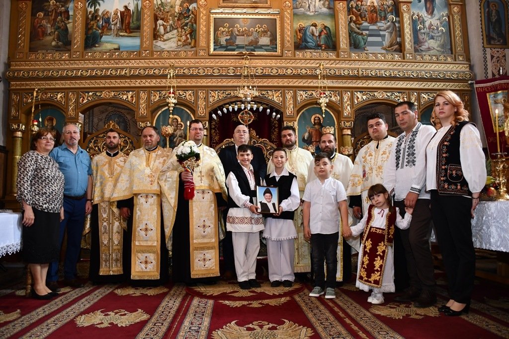 Pomenirea unui rapsod bănățean care a cântat și la strana bisericii 258534