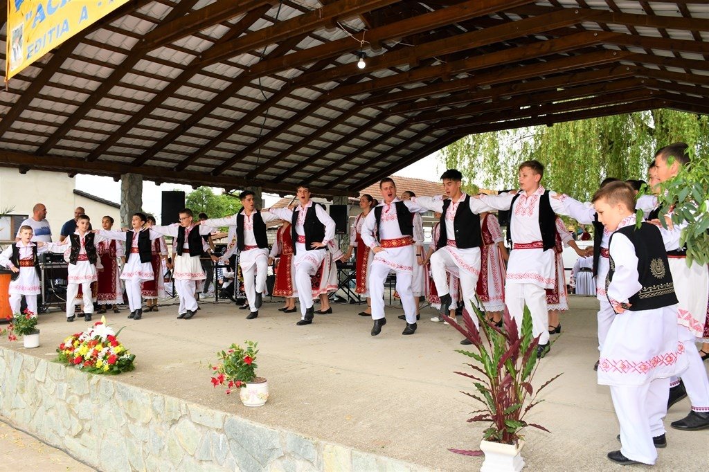 Pomenirea unui rapsod bănățean care a cântat și la strana bisericii 258539