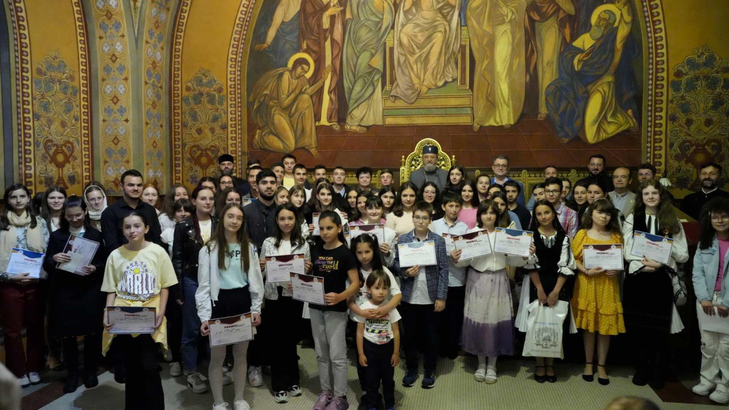 Premierea olimpicilor la religie din Arhiepiscopia Sibiului 258610