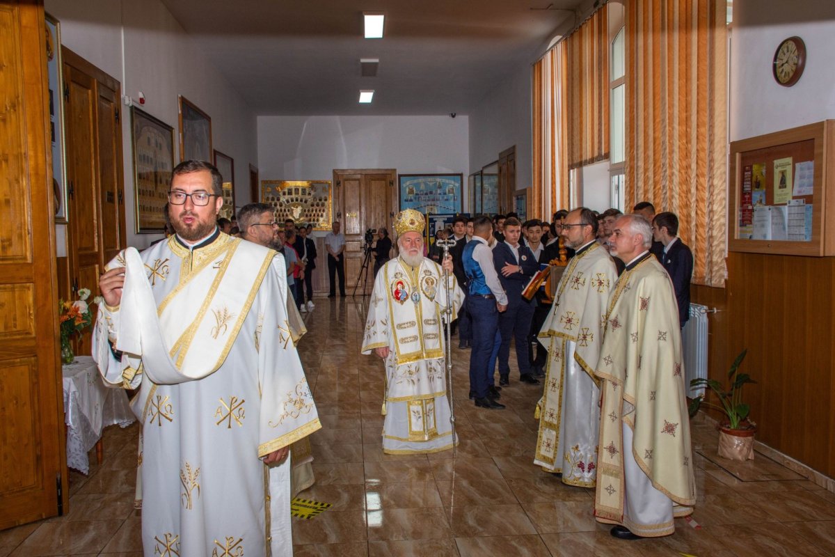 Premierea elevilor la Seminarul Teologic din Tulcea  258780