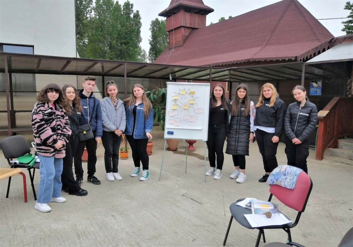 Cei sfințiți prin botezul sângelui „trebuie să fie modelele noastre” 257986