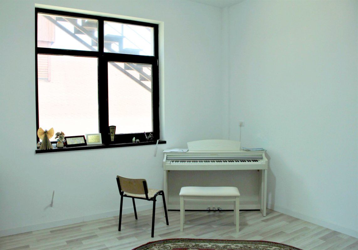 Cei sfințiți prin botezul sângelui „trebuie să fie modelele noastre” 257991