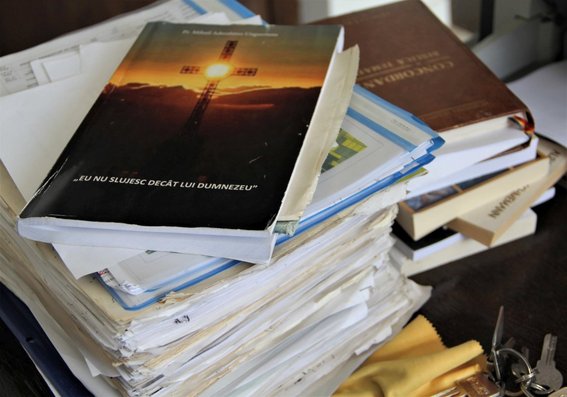 Cei sfințiți prin botezul sângelui „trebuie să fie modelele noastre” 257994