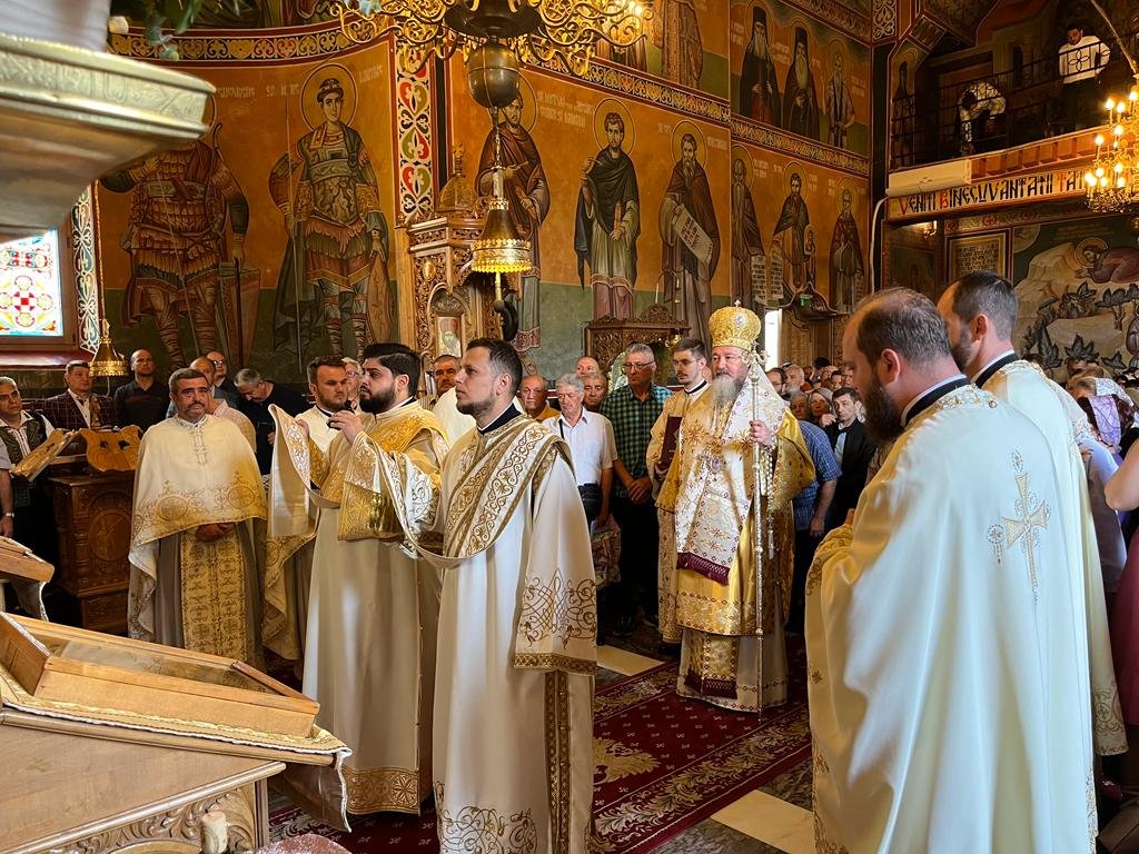 Hram la mănăstirea bucureșteană ctitorită de Patriarhul Teoctist 259010