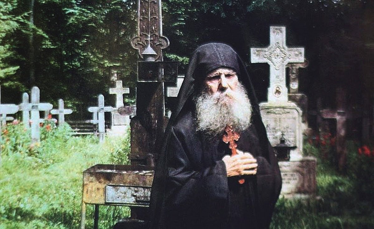 Părintele Paisie Olaru sau dragostea fără de sfârșit 257984