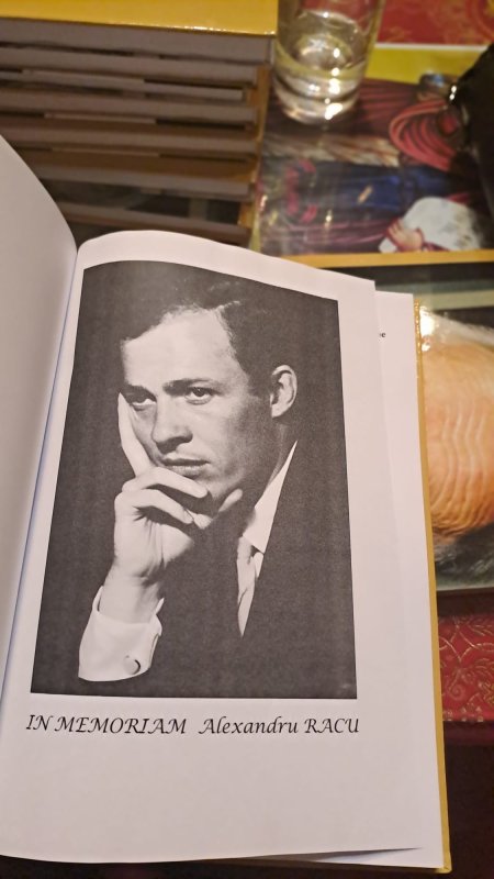 Volum omagial dedicat unui arhidiacon muzicolog din Craiova  259153