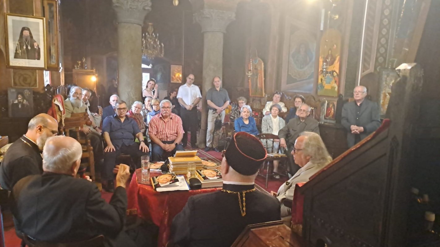 Volum omagial dedicat unui arhidiacon muzicolog din Craiova  259156