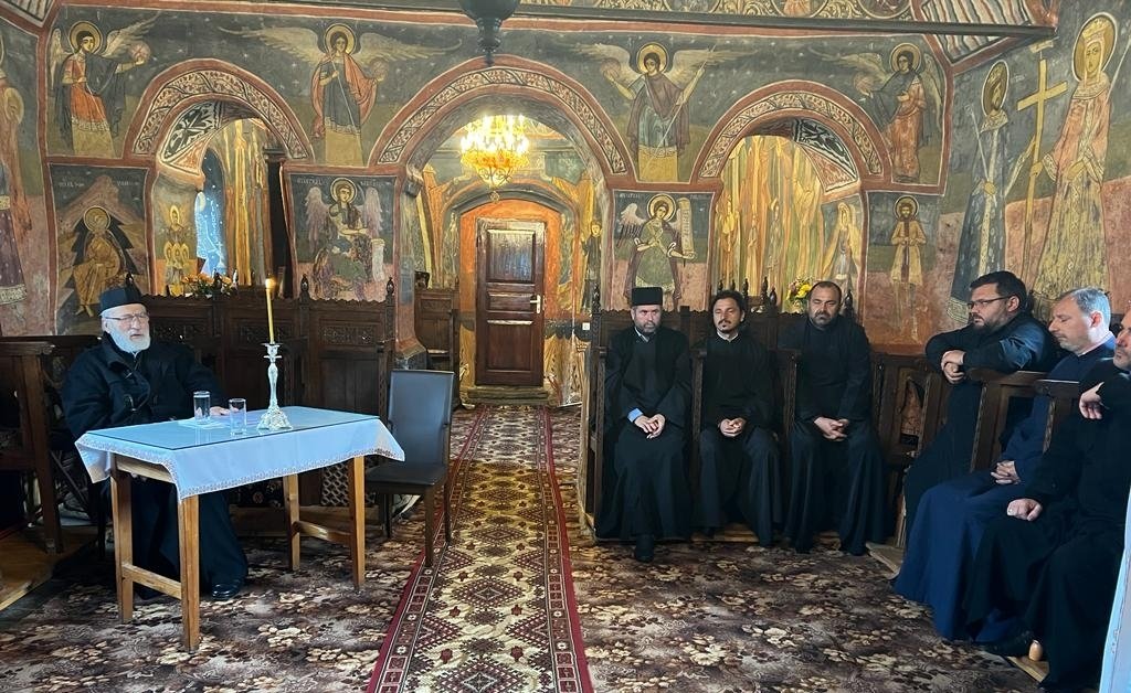 Întâlniri ale cercurilor pastoral‑misionare din județul Argeș  259384