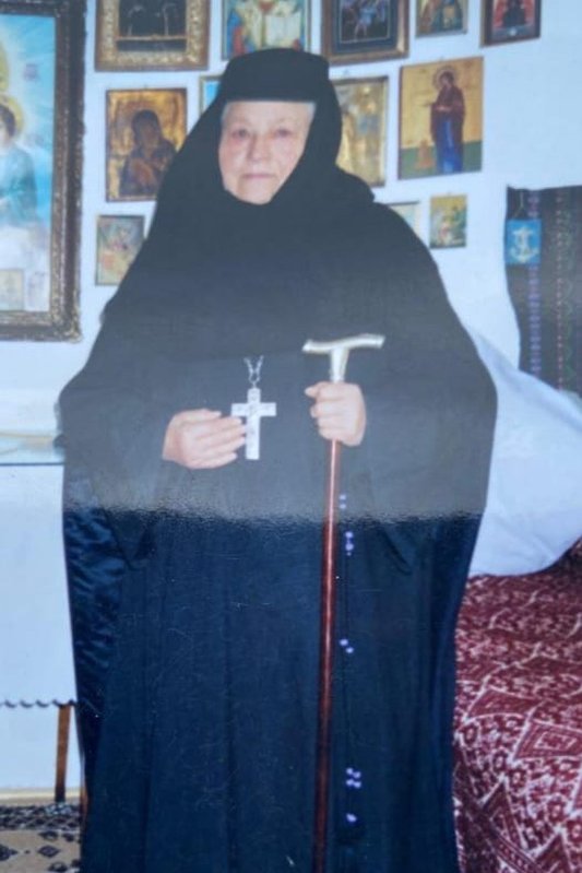 Stavrofora Onufria Nechifor de la Văratec, stareță rugătoare și talentat dirijor 259407
