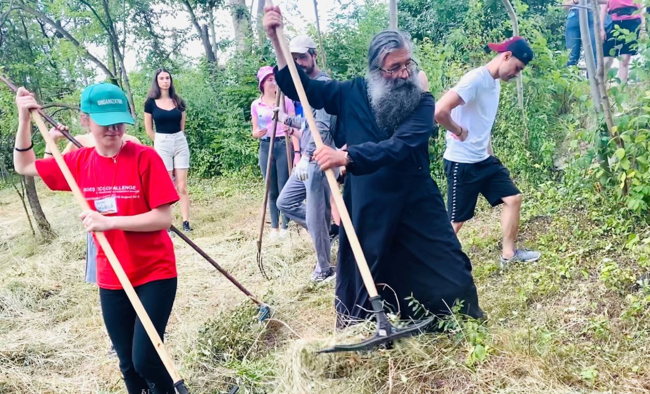 Tabăra „Împreună pentru copiii de la Valea Plopului” în 2023 259445